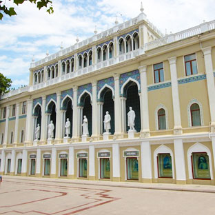 Музей азербайджанской литературы им. Низами